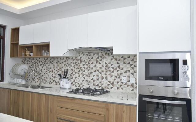 Dreamhouse 2-Bedroom Apartment