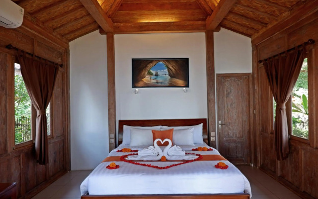 Blue Harbor Beachfront Villas & Resto