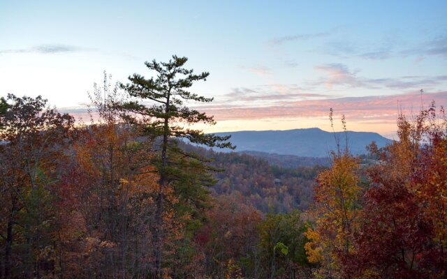 MAJESTIC OAKS - 3 Br Cabin