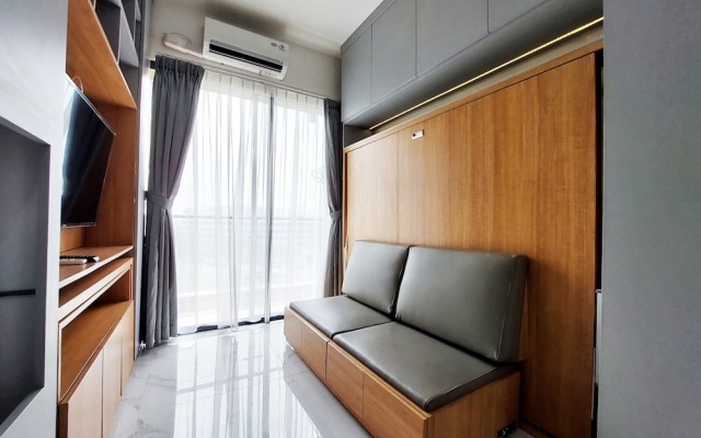 Minimalist And Cozy Studio At Sky House Bsd Apartment – Guest Rooms – Legok