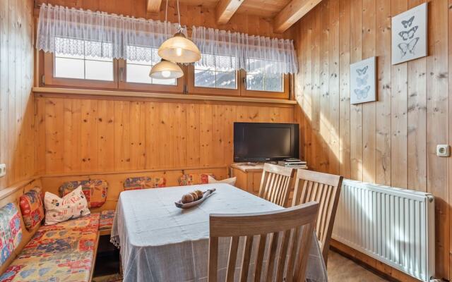 Plush Holiday Home in See im Paznauntal With Balcony
