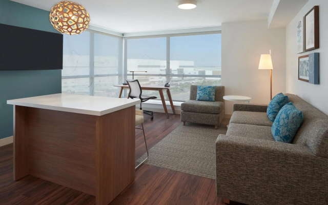 Element Toronto Airport