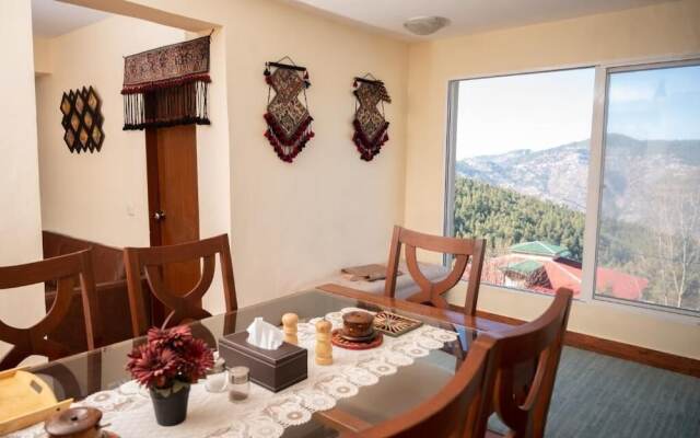 Sarah's Lodge