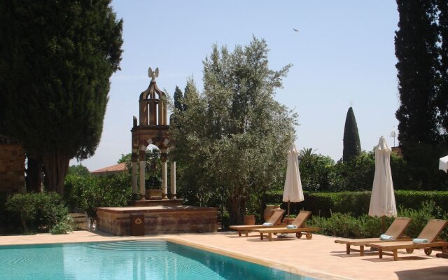 Argentikon Luxury Suites