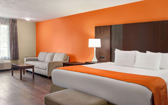 Howard Johnson by Wyndham Pigeon Forge