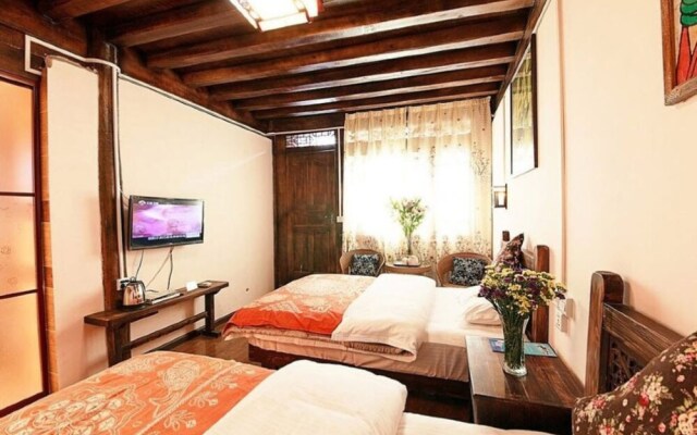 Lijiang shuimuxiquan Inn