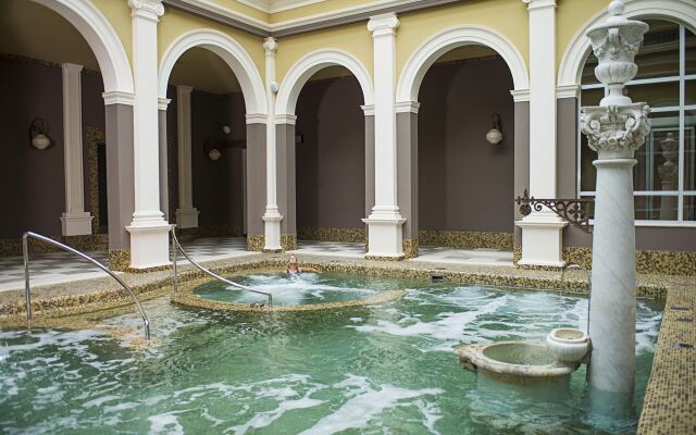 Bagni di Pisa Palace & Thermal Spa
