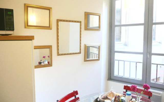 La Maison Debourg