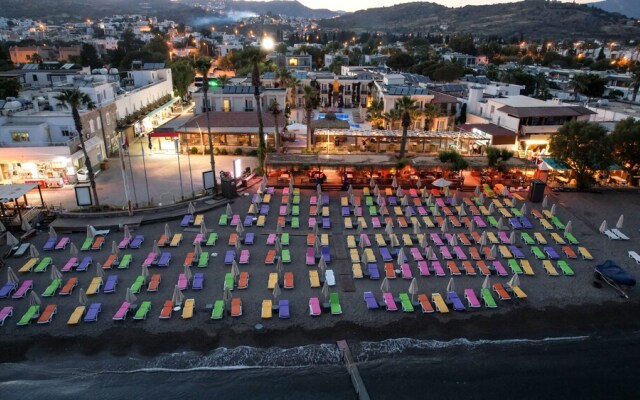 Zuzuu Beach Hotel