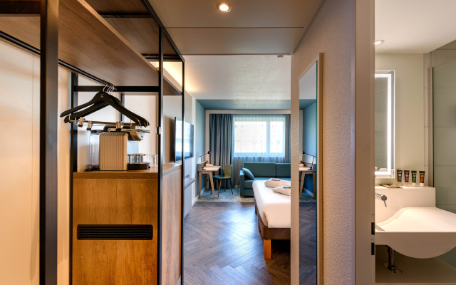 Novotel Zurich City West - Image 2