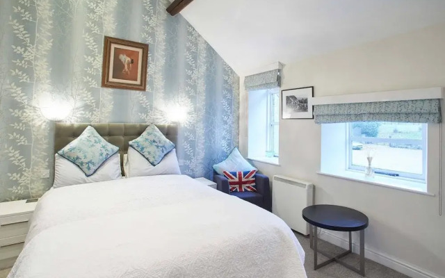 The Milburn Arms Hotel