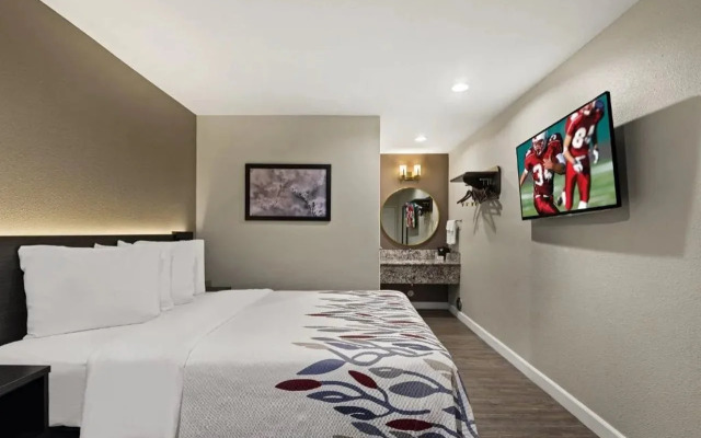 Red Roof Inn Carson - Wilmington