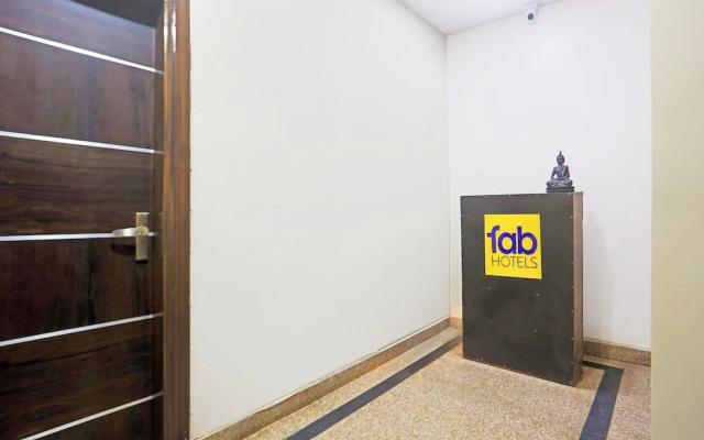 Fabhotel The Hide Away