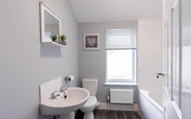Modern & Beach Location & Contractors & Leisure & Garden