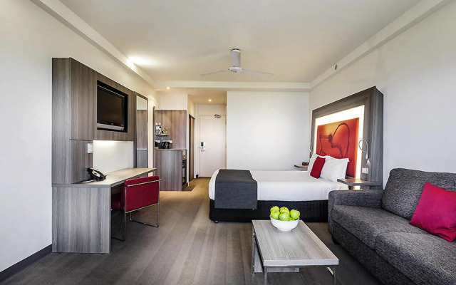 Novotel Darwin CBD