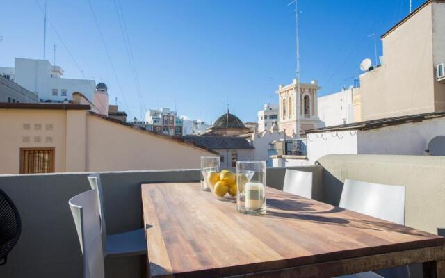 Singularstays Roger De Flor