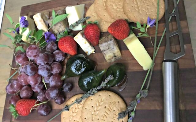 Shangri-La Manor - Adults Only