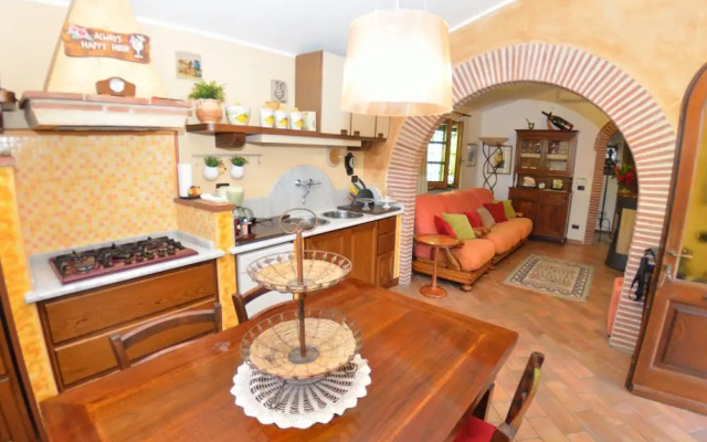 Scenic Holiday Home in Pescaglia With Swimming Pool