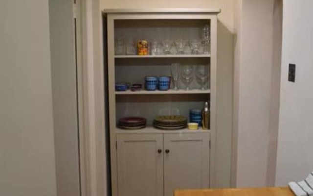 1 Bedroom Apartment Near Holloway