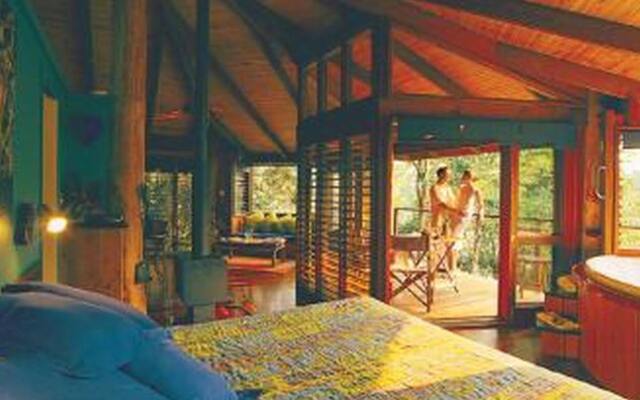 Mt Quincan Crater Retreat
