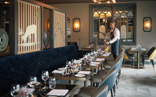 Hotel67