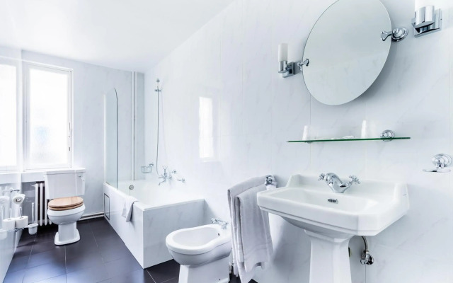 Hotel des Colonies Brussels by Mercure