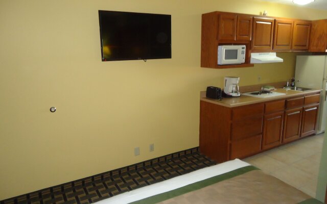 Town House Extended Stay Hotel Downtown