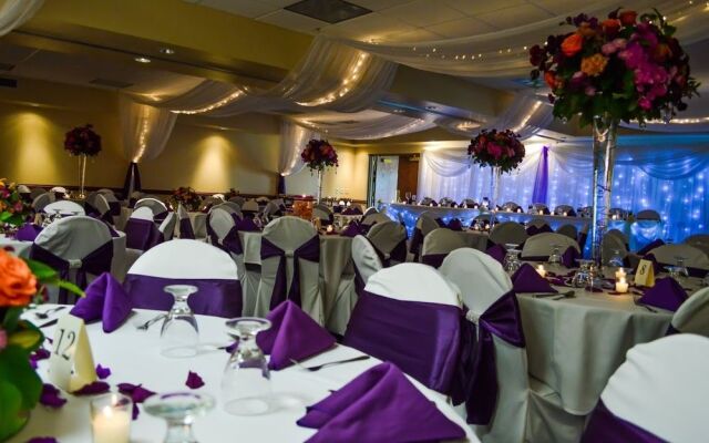 AmericInn Hotel & Suites Mankato — Conference Center