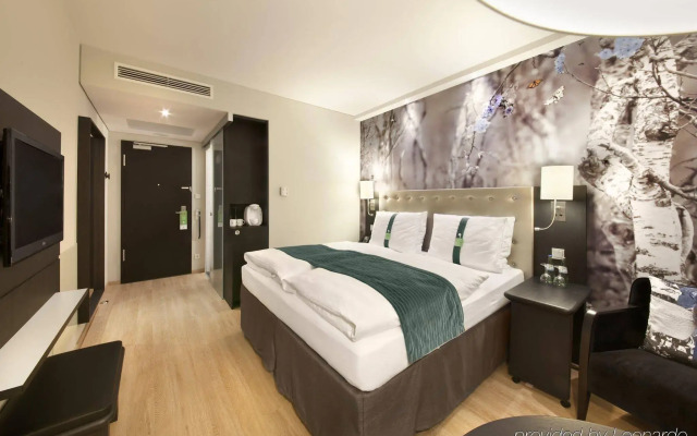 Отель Premier Inn Berlin Alexanderplatz