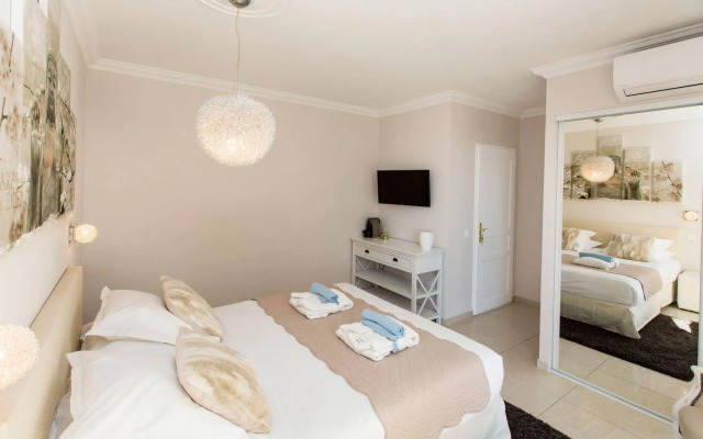 Villa Stephanie Guest House