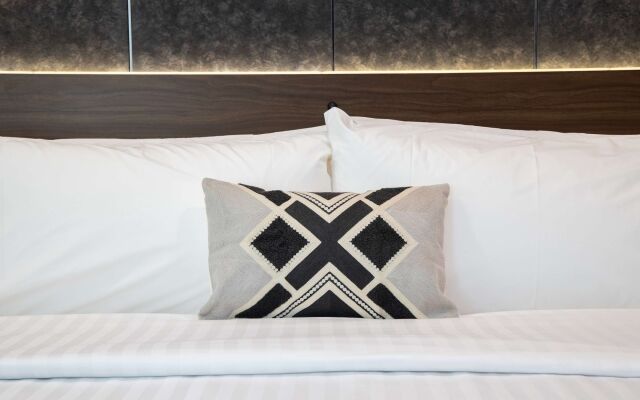 Americas Best Value Inn Golden Bear Inn