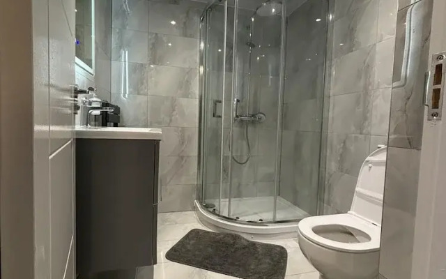 Cozy 2 Bed Property in High Wycombe Tn