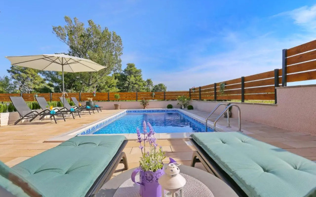 Punta Garden Pool House