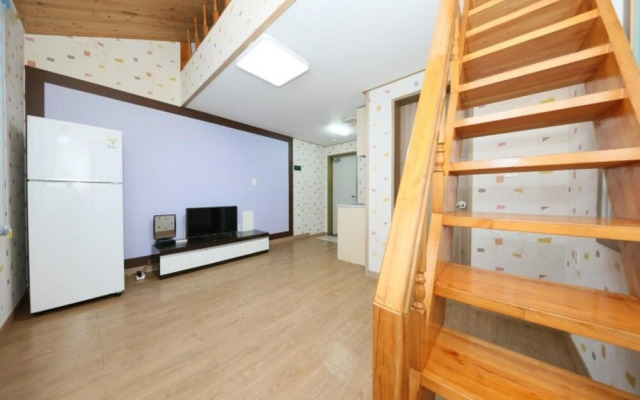 Boryeong Rosemary Pension