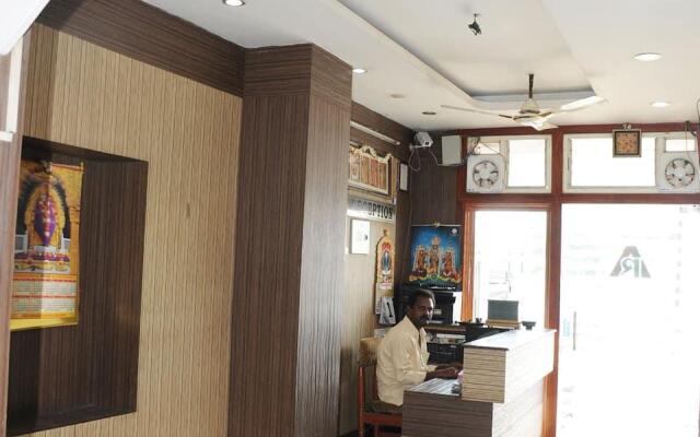 Hotel Adarsh Residency