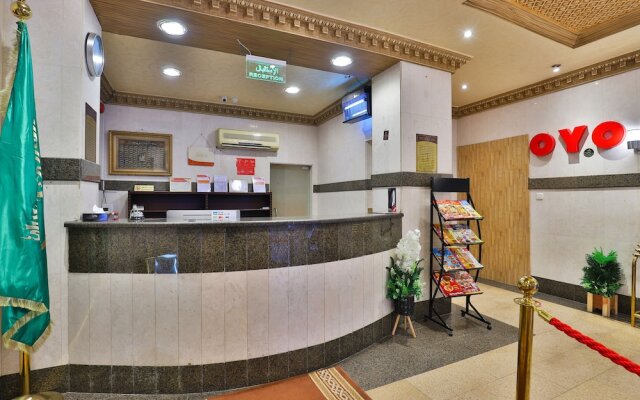 OYO 246 Hotel Hadeel Al Motamayezah