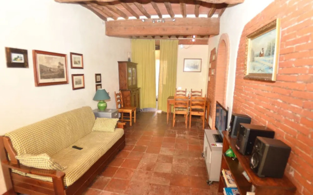 Lucca Central Garden Cottage