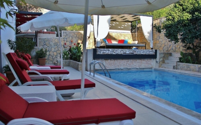 Sleek Villa Near Beach With Private Pool In Kalkan
