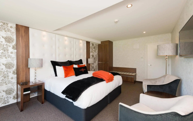 Croydon Lodge Hotel
