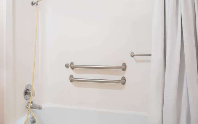 Knights Inn Augusta at Boy Scout Rd