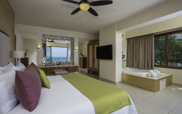 Almar Resort Luxury Beach Front Experience