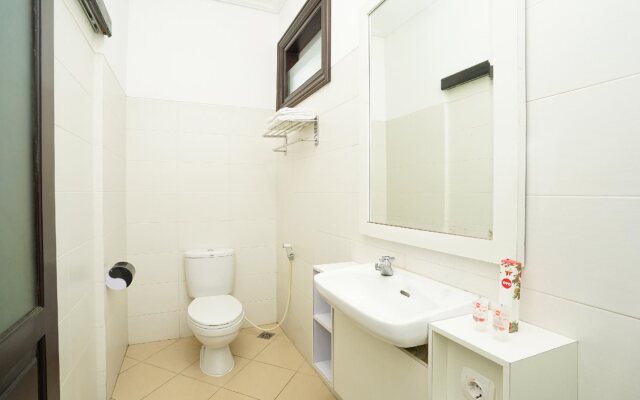 OYO 309 Avila Ketapan Rame Hotel