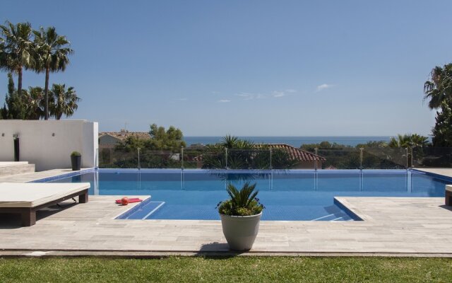 Exclusive 5star sea view villa Elviria