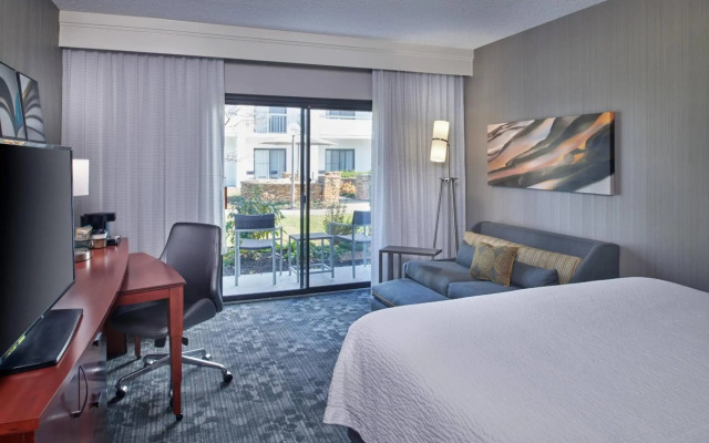 Courtyard by Marriott Indianapolis Castleton