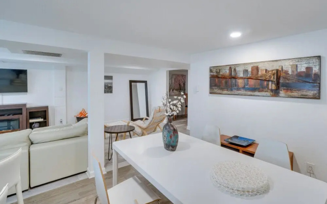 Sleek & Central Centennial Apartment w/ Fireplace!