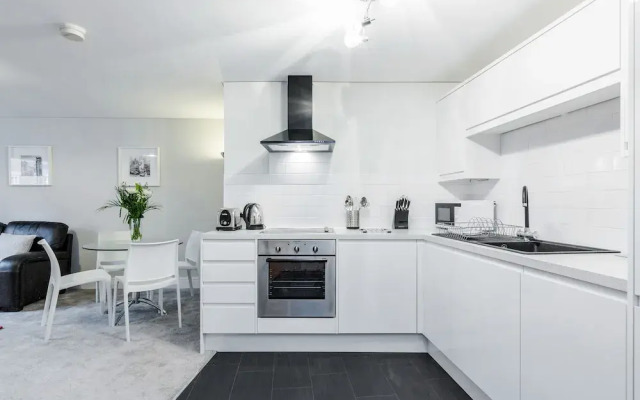 Marina Place by Roomspace Apartments