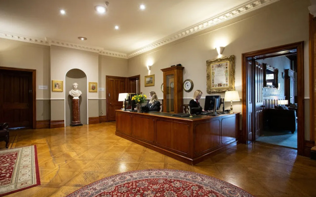 Salomons Estate