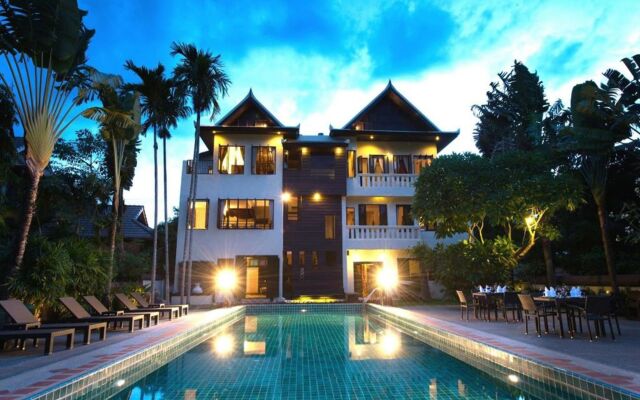 Initial Dawn Riverside Villa