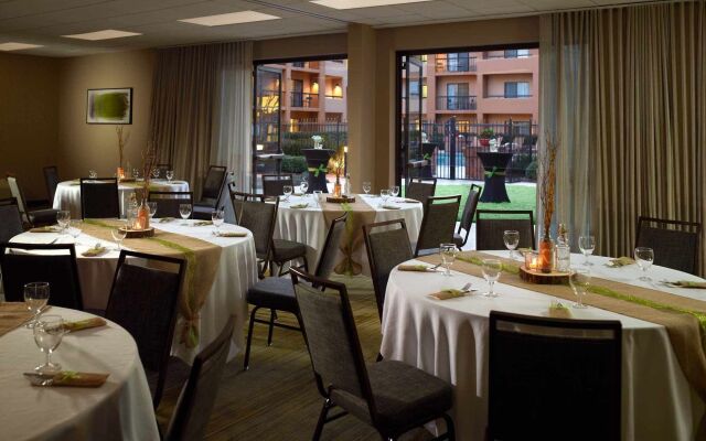 Courtyard by Marriott Atlanta Perimeter Center