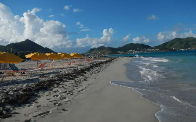 Studio 03 vue mer Orient Bay